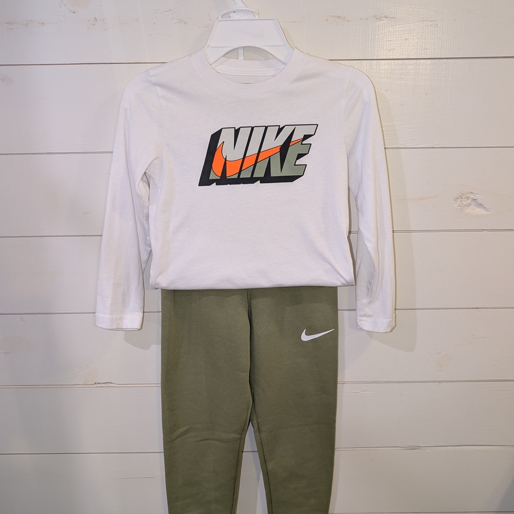 Nike White Shirt and Green Pants Set